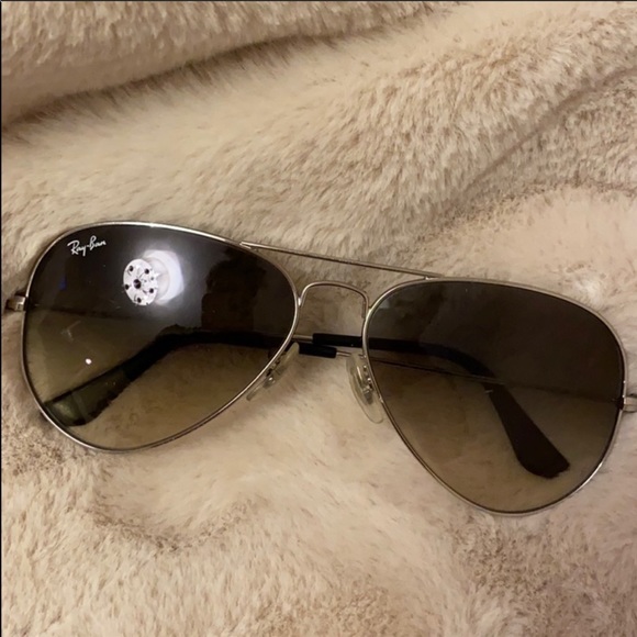 Ray-Ban Accessories - Black Ray-Ban Aviators w Case